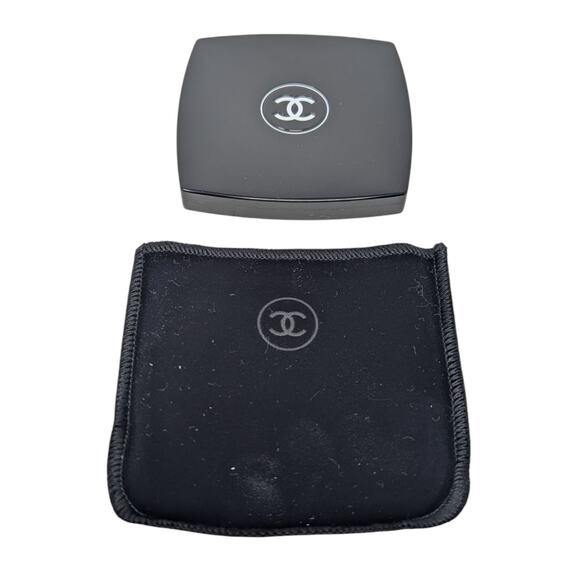 Chanel Dual Mirror Normal and Magnifying - Picture 2 of 9